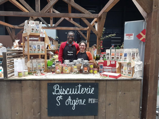 🎄 Fêtes de fin d’année : Et si vous offriez des biscuits bio, authentiques et vraiment sains ? 🎁